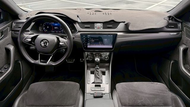 SKODA司科達 SUPERB COMBI  第11張相片