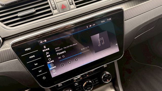 SKODA司科達 SUPERB COMBI  第13張相片