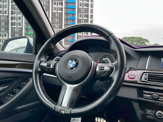 BMW寶馬 520D  第15張相片