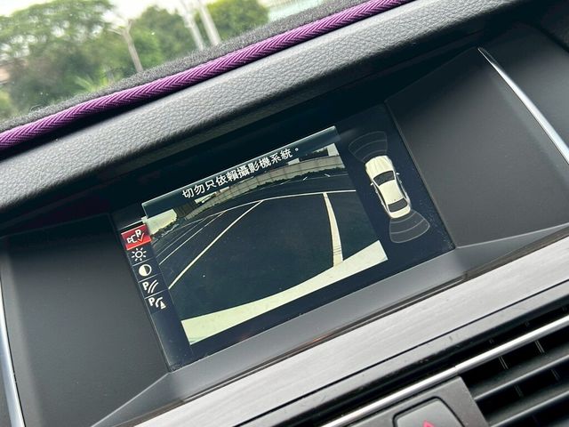 BMW寶馬 520D  第16張相片