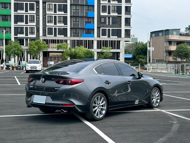MAZDA馬自達 MAZDA 3  第4張相片