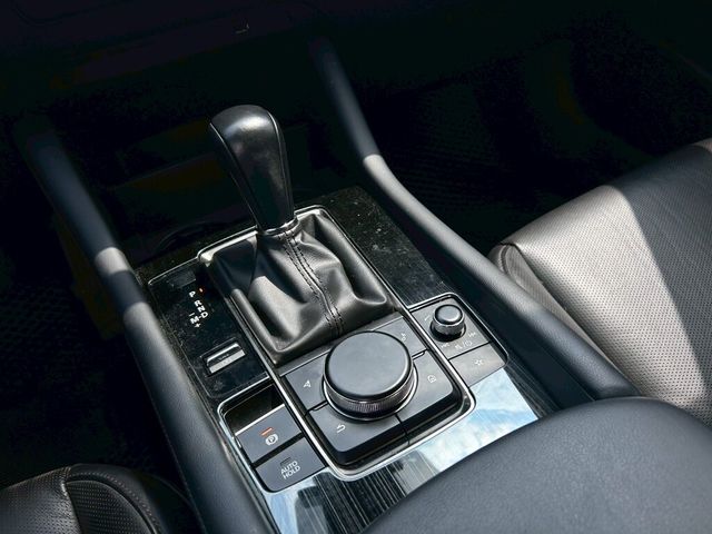 MAZDA馬自達 MAZDA 3  第13張相片