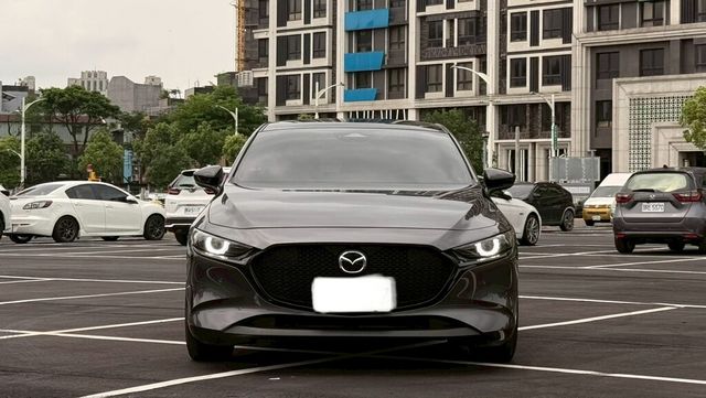 MAZDA馬自達 MAZDA 3  第3張相片