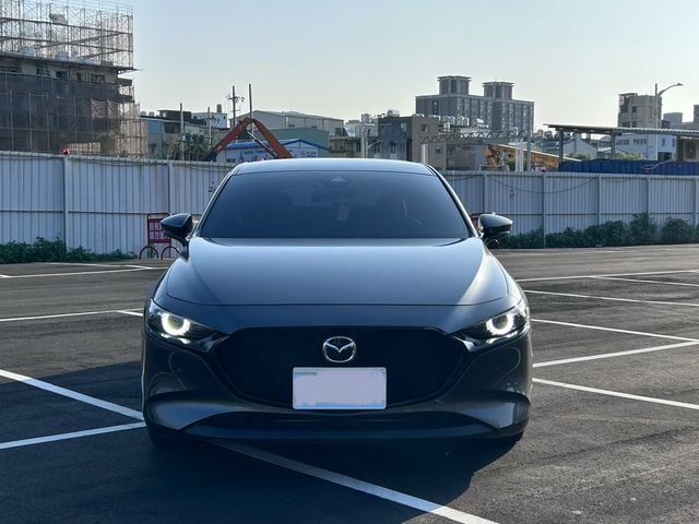MAZDA馬自達 MAZDA 3  第3張相片