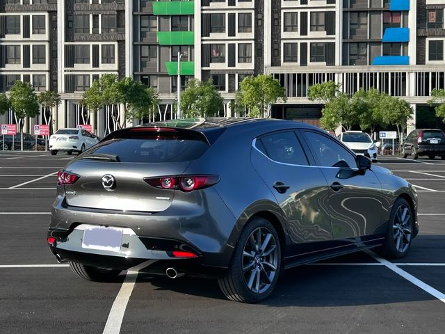 MAZDA馬自達 MAZDA 3  第4張相片