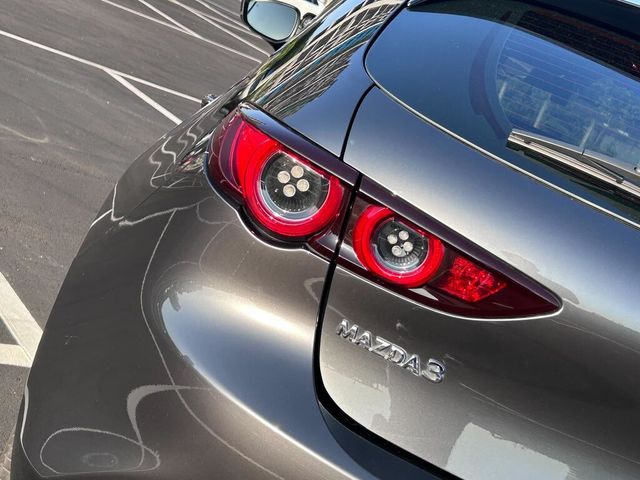 MAZDA馬自達 MAZDA 3  第7張相片
