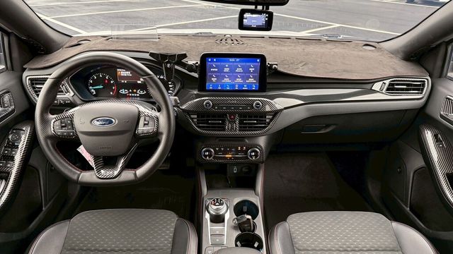 FORD福特 FOCUS  第14張相片