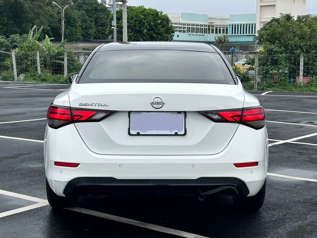 NISSAN日產 SENTRA  第6張相片