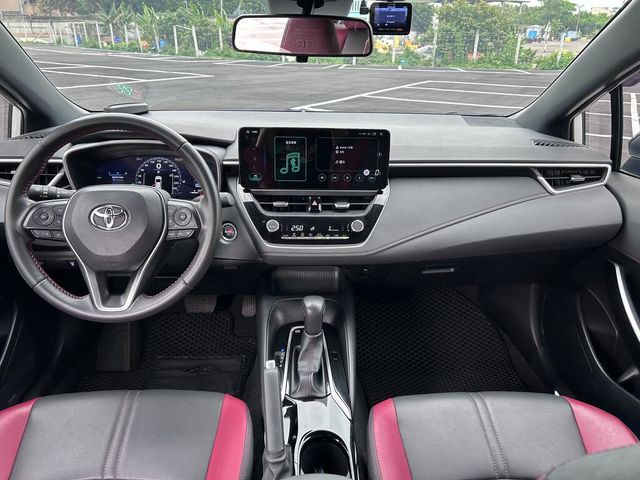 TOYOTA豐田 COROLLA ALTIS HYBRID  第14張相片
