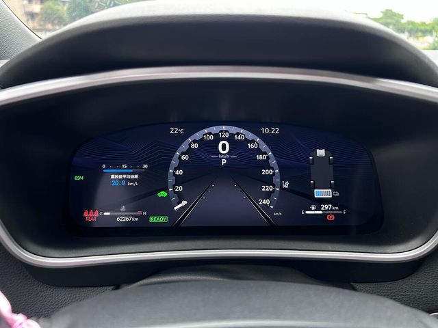 TOYOTA豐田 COROLLA ALTIS HYBRID  第20張相片