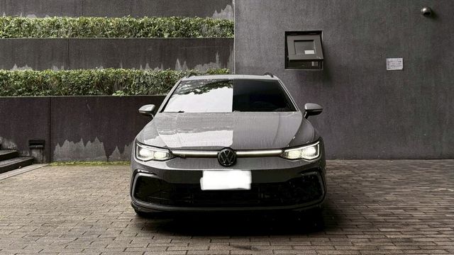 VOLKSWAGEN福斯 GOLF VARIANT  第2張相片