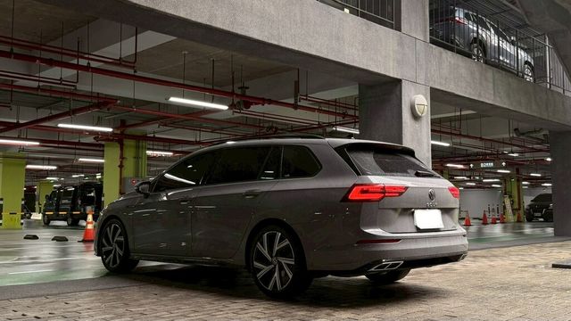 VOLKSWAGEN福斯 GOLF VARIANT  第6張相片