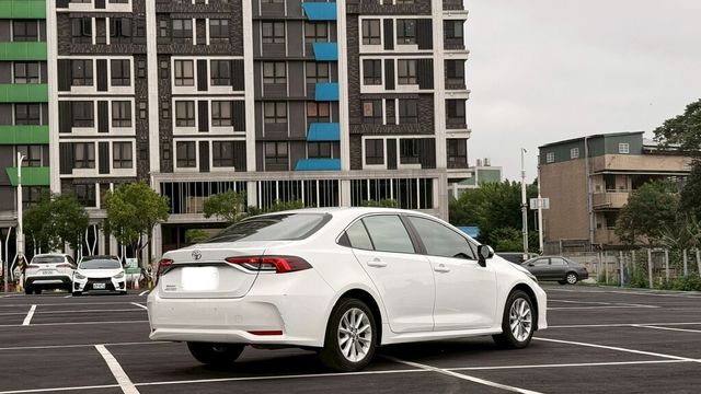 TOYOTA豐田 ALTIS  第4張相片