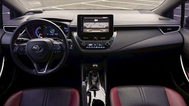 TOYOTA豐田 ALTIS  第11張相片