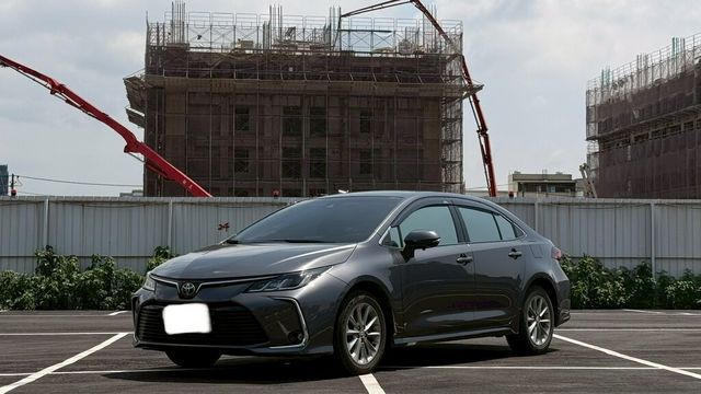 TOYOTA豐田 ALTIS  第1張相片
