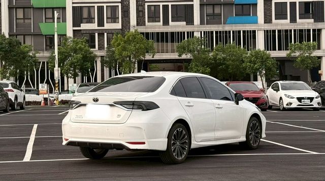 TOYOTA豐田 ALTIS  第4張相片