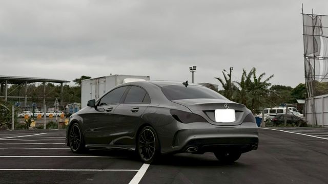 M-BENZ賓士 CLA250  第4張相片