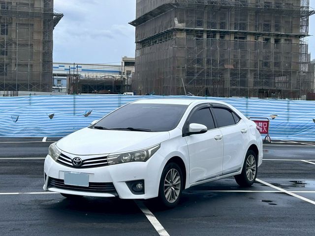 TOYOTA豐田 ALTIS  第1張相片