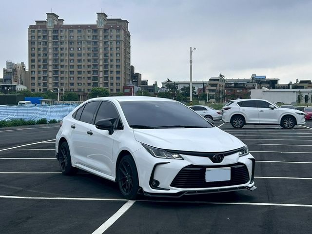 TOYOTA豐田 ALTIS  第2張相片
