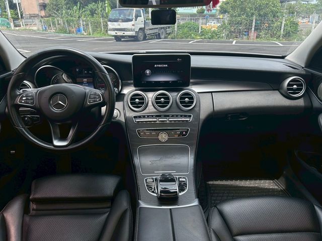 M-BENZ賓士 C300  第5張相片