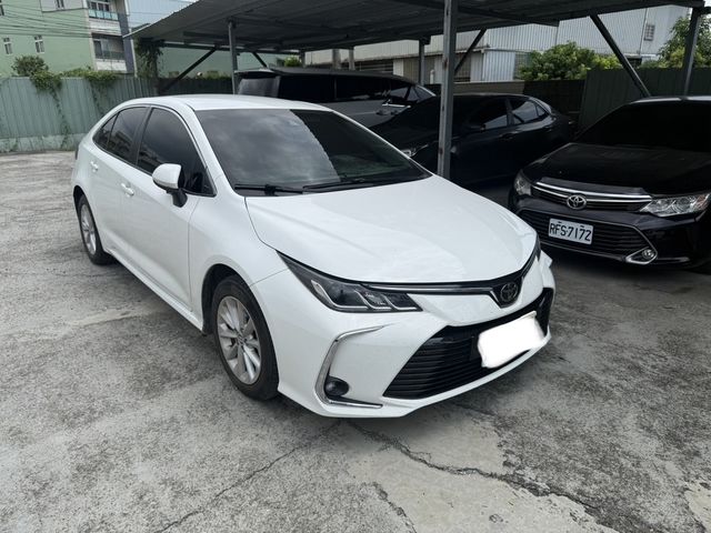 TOYOTA豐田 ALTIS  第2張相片