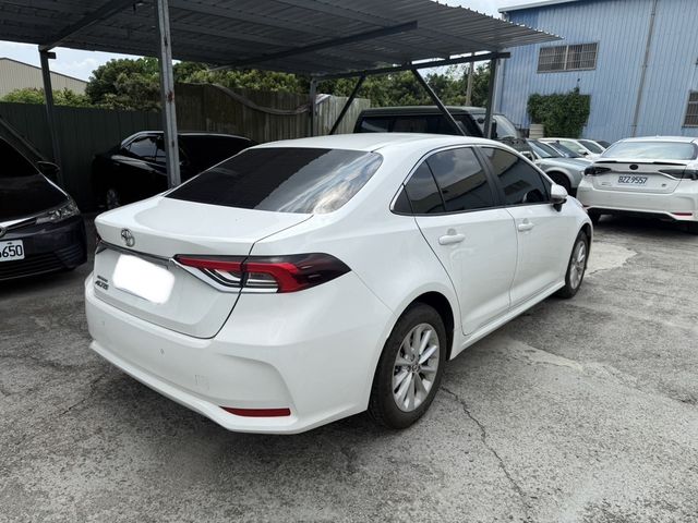 TOYOTA豐田 ALTIS  第3張相片