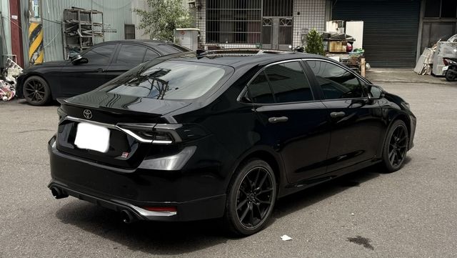 TOYOTA豐田 ALTIS  第3張相片