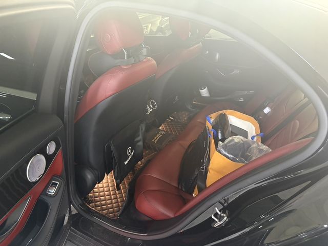 M-BENZ賓士 C300  第4張相片