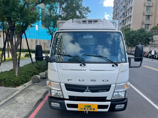 MITSUBISHI三菱 CANTER  第1張相片