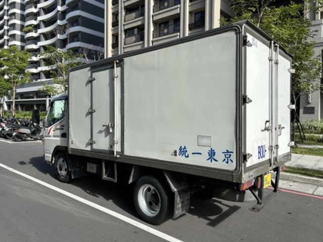 MITSUBISHI三菱 CANTER  第5張相片