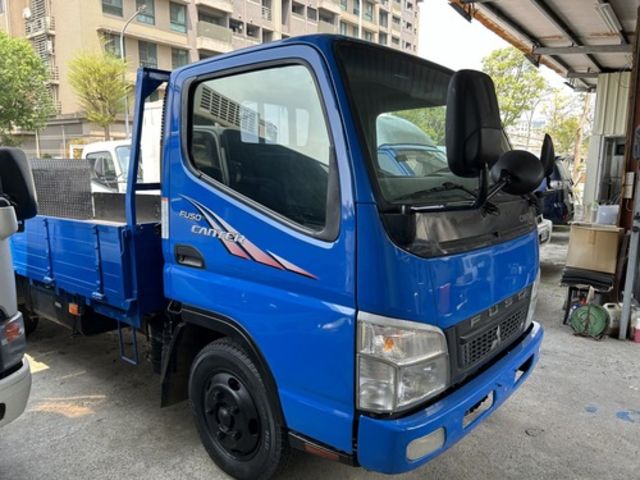 MITSUBISHI三菱 CANTER  第2張相片