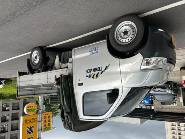 TOYOTA豐田 TOWN ACE  第2張相片