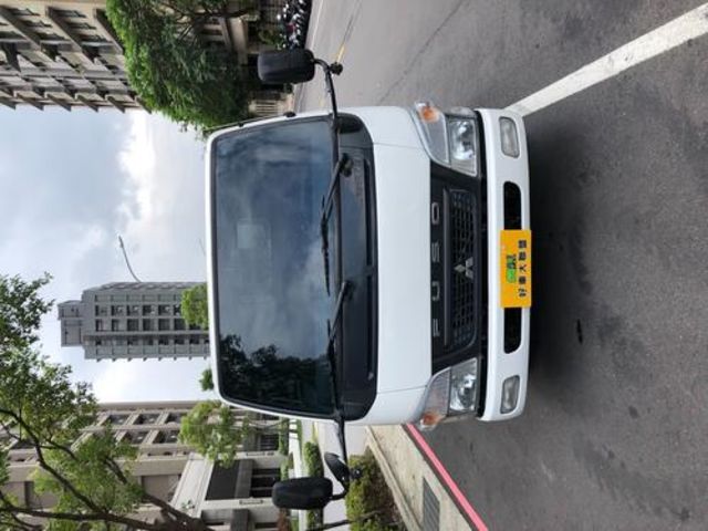 MITSUBISHI三菱 CANTER  第1張相片