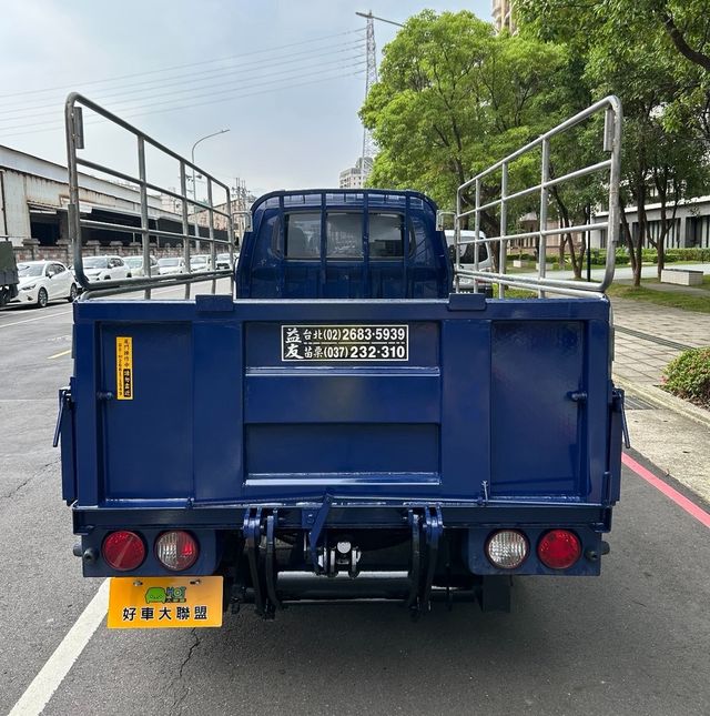 KIA起亞 CARAUAN  第5張相片