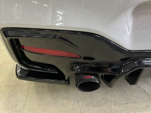 M-SPORT 全車30萬改裝套件 全車原鈑件原廠保養 大螢幕 CTK隔音 跑排 倒車影像 里程保證 資料齊全  第6張相片