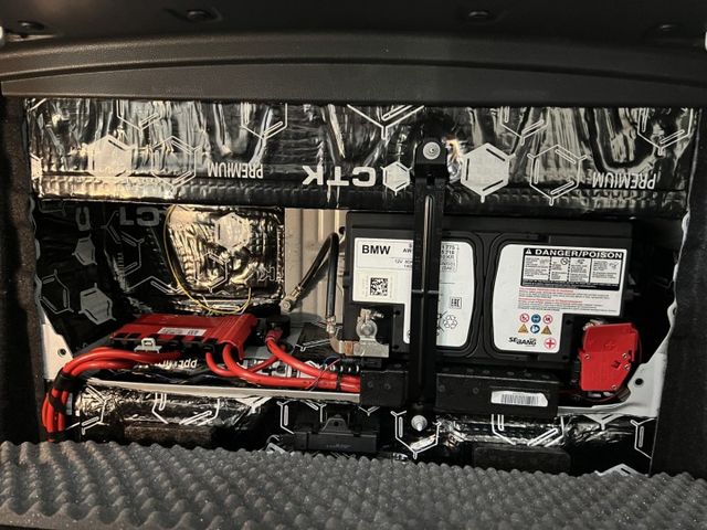 M-SPORT 全車30萬改裝套件 全車原鈑件原廠保養 大螢幕 CTK隔音 跑排 倒車影像 里程保證 資料齊全  第14張相片