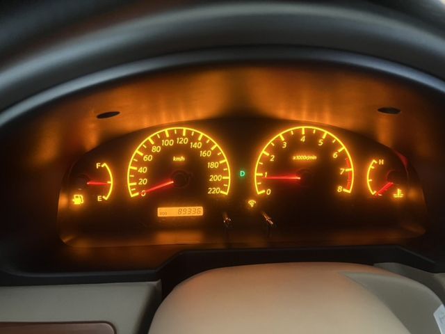 一手車 僅跑7萬9千公里 可變更貨車省稅金也可更改7人座商務車 全車原鈑件車況超優 9成新輪胎  第20張相片