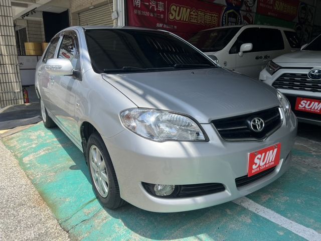全台僅有只跑1萬3千每半年都在原廠保養 全車原漆如新車 雙安 抬頭顯示 輪胎剛換新 原廠主機  第2張相片