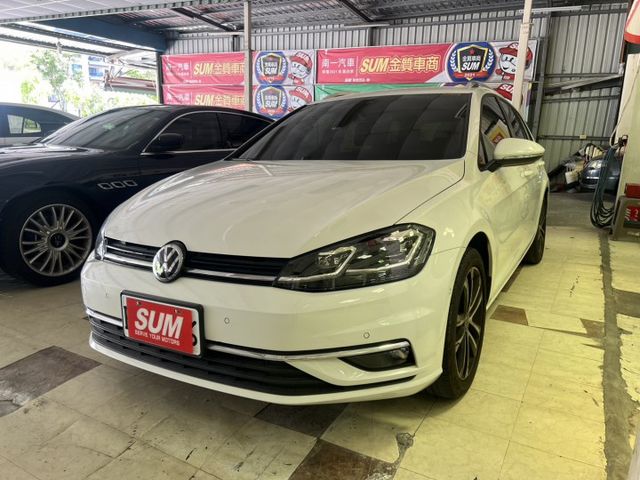 2020年式3月領牌 全車原鈑件 僅跑2萬8千公里 電動記憶座椅 液晶螢幕 ACC跟車 盲點 雙區恆溫  第1張相片
