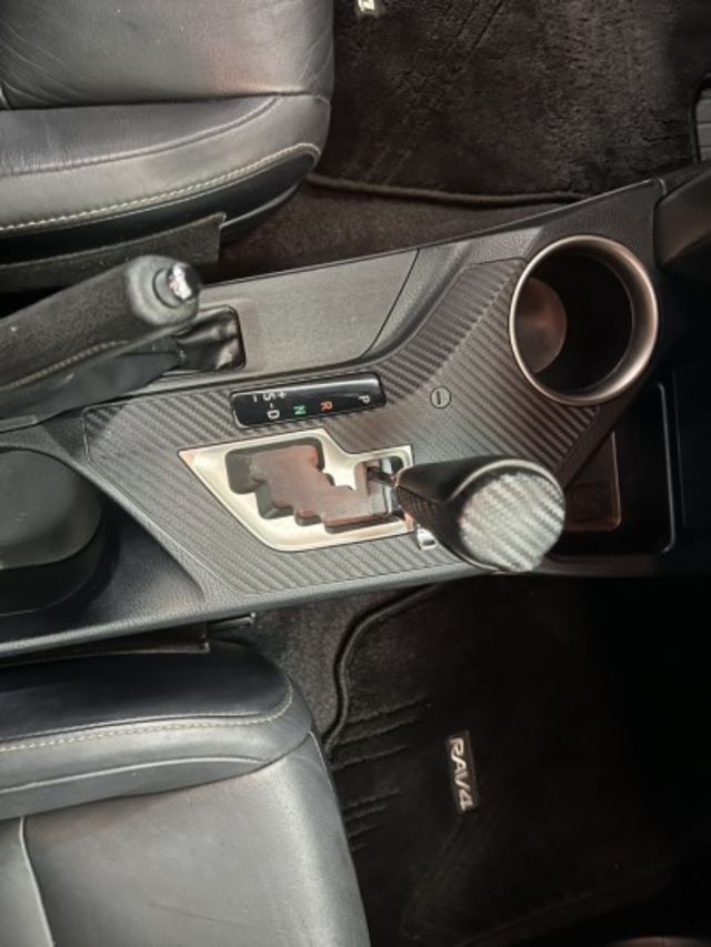 正一手車 電動椅 6安 天窗 定速 內裝如新 一年平均僅跑一萬公里 全車原鈑件 抬頭顯示器 倒車影像  第11張相片