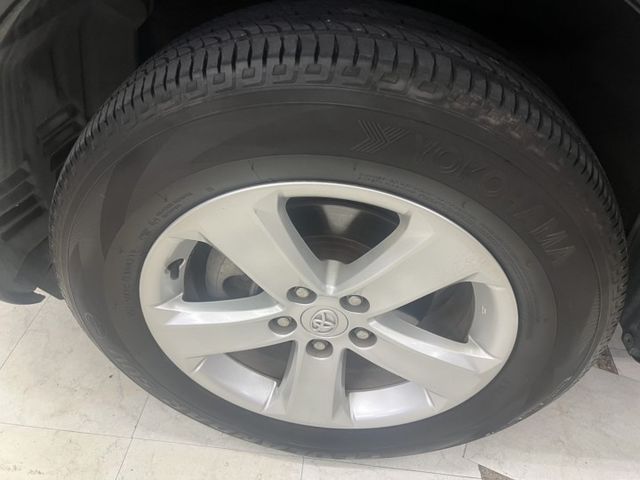 正一手車 電動椅 6安 天窗 定速 內裝如新 一年平均僅跑一萬公里 全車原鈑件 抬頭顯示器 倒車影像  第18張相片