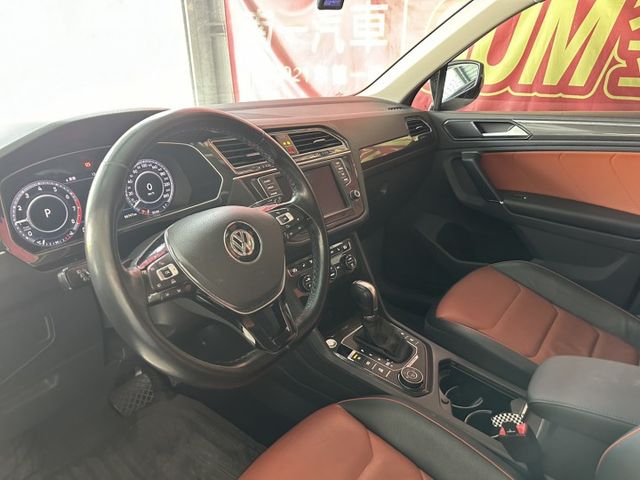 330TSI  2.0液晶螢幕 僅跑6萬公里 電動椅 環景攝影 電動尾門 LED頭燈 資料備鎖齊全  第6張相片