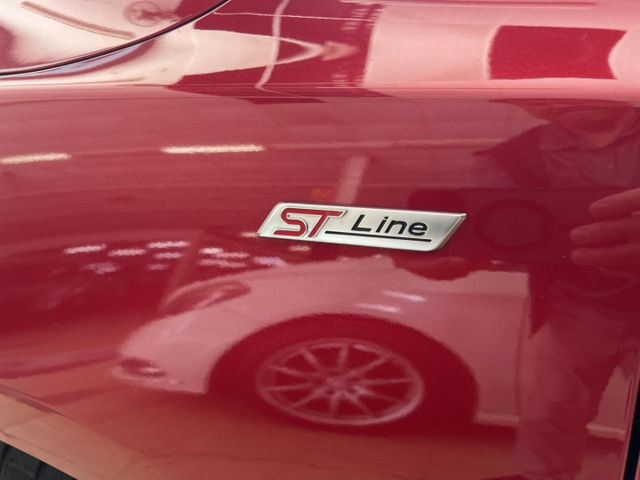 Vignale ST-L  僅跑7千公里 原漆原鈑 保固到2028年7月 觸控螢幕B&O音響 無線充電 頭燈自動轉向照明  第18張相片