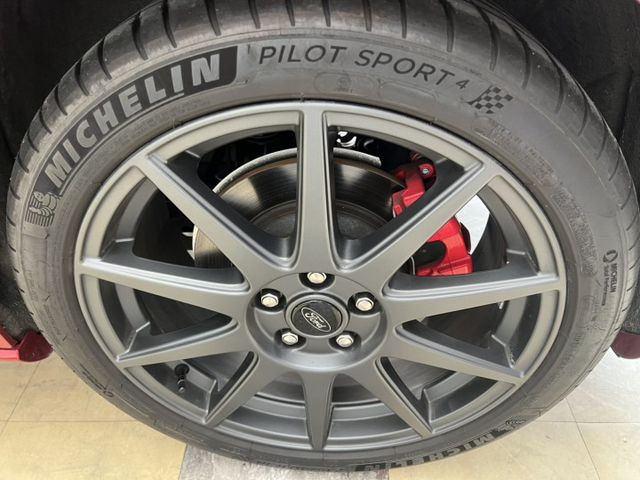 Vignale ST-L  僅跑7千公里 原漆原鈑 保固到2028年7月 觸控螢幕B&O音響 無線充電 頭燈自動轉向照明  第19張相片