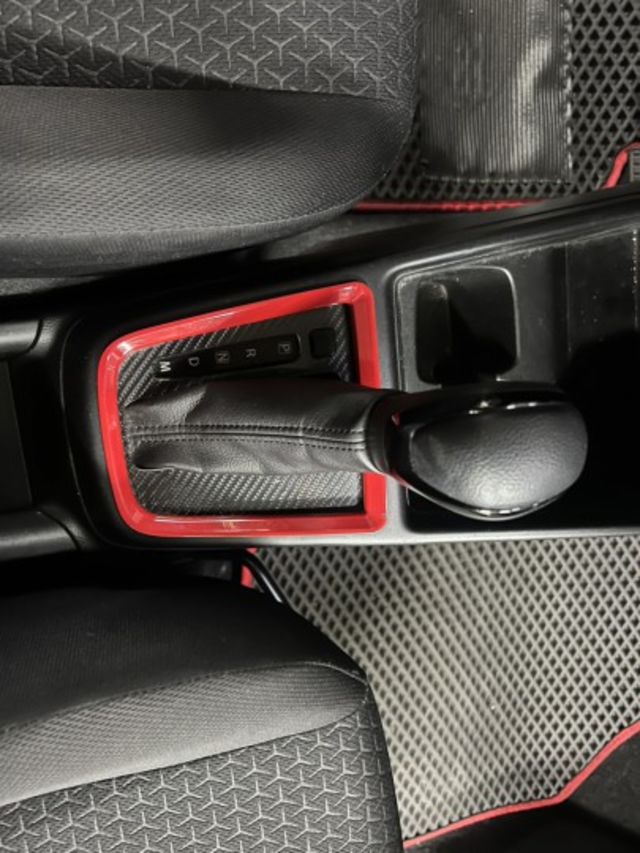 日系原裝進口 全車原鈑件 LED頭燈尾燈 方向盤快撥鍵 I-KEY CARPLAY 雙區恆溫 前後行車紀錄器  第10張相片