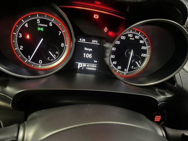 日系原裝進口 全車原鈑件 LED頭燈尾燈 方向盤快撥鍵 I-KEY CARPLAY 雙區恆溫 前後行車紀錄器  第18張相片