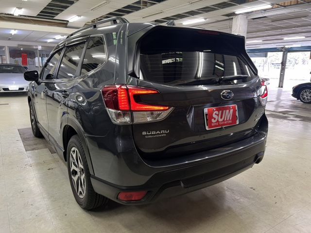 全程原廠保養 僅跑6萬公里 高階主管配車 Level 2跟車 EyeSight AWD 雙區恆溫 雙前座電動座椅  第3張相片