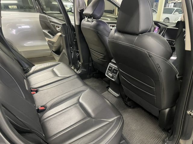 全程原廠保養 僅跑6萬公里 高階主管配車 Level 2跟車 EyeSight AWD 雙區恆溫 雙前座電動座椅  第8張相片