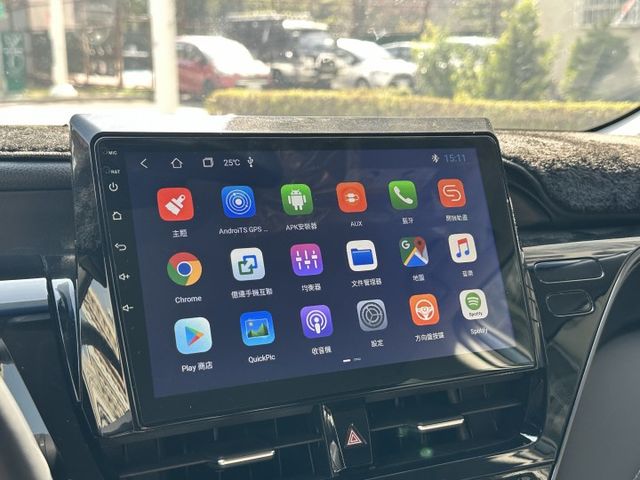 Hybrid尊爵版 外商高階主管專屬配車 抬頭顯影  全程原廠保養 原廠大電池保固8年16萬  第14張相片