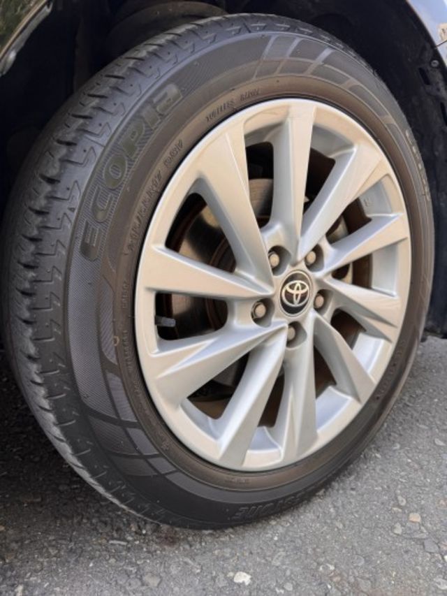 Hybrid尊爵版 外商高階主管專屬配車 抬頭顯影  全程原廠保養 原廠大電池保固8年16萬  第20張相片